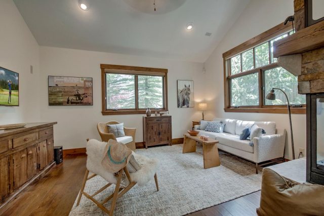 213 Frisco Street C photo 13