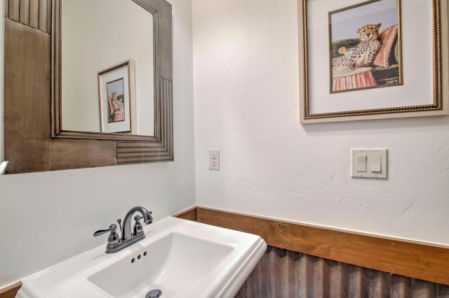 213 Frisco Street C photo 18