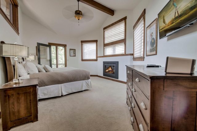 213 Frisco Street C photo 19