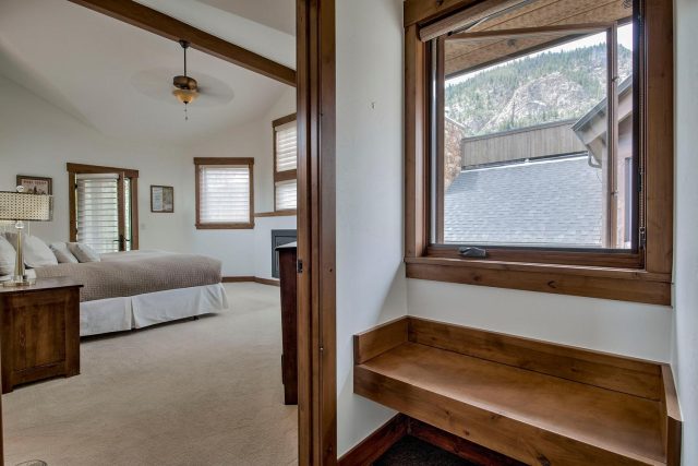213 Frisco Street C photo 27