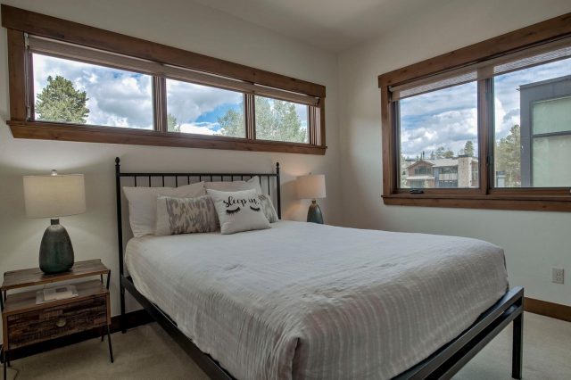 213 Frisco Street C photo 28