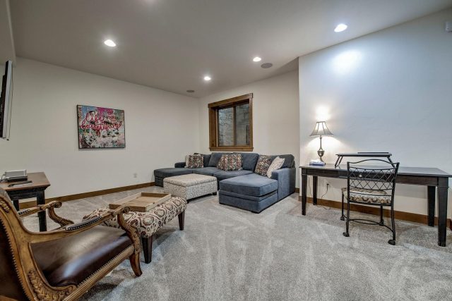 213 Frisco Street C photo 35