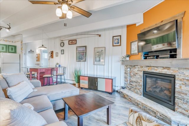200 Granite Street 310 photo 4
