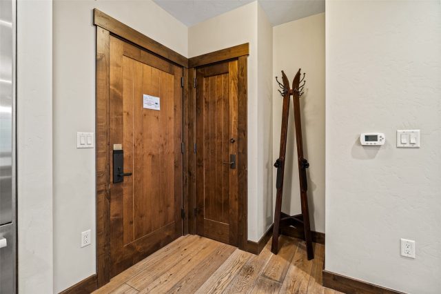 610 Columbine Road 6209 photo 21