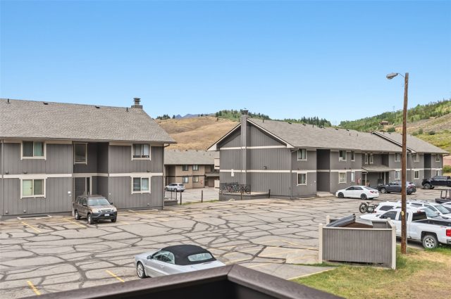 1033 Straight Creek Drive 205 photo 18