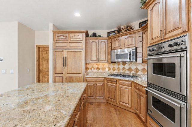 95 Riverwood Drive photo 13