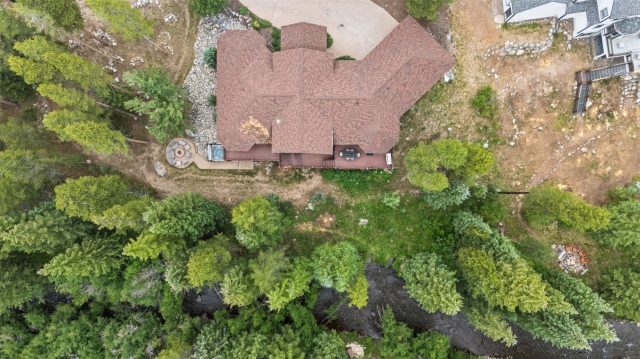 95 Riverwood Drive photo 49