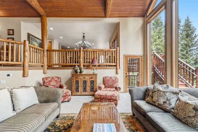 95 Riverwood Drive photo 8