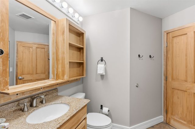140 Ida Belle Drive 8266 photo 10