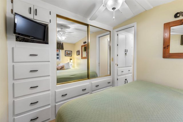 85 Revett Drive 40 photo 26