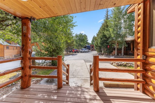 85 Revett Drive 40 photo 6