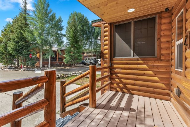 85 Revett Drive 40 photo 8