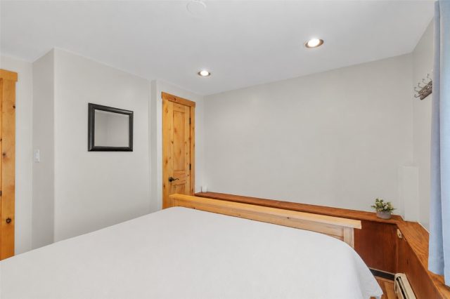 216 Pitkin Street 14 photo 18