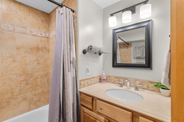 216 Pitkin Street 14 photo 19
