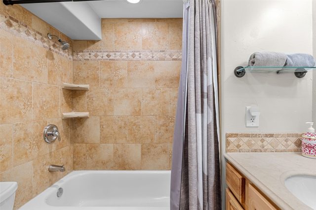 216 Pitkin Street 14 photo 20