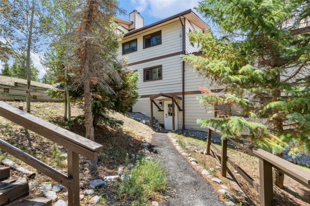 216 Pitkin Street 14 photo 23
