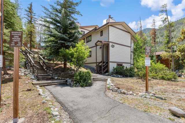 216 Pitkin Street 14 photo 24