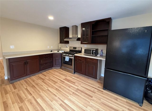 847 Airport Road 4 photo 3