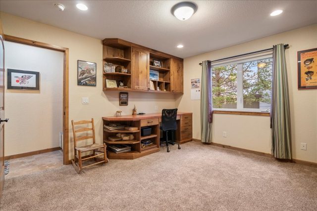 215 Pitkin Street B photo 35