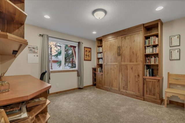215 Pitkin Street B photo 37