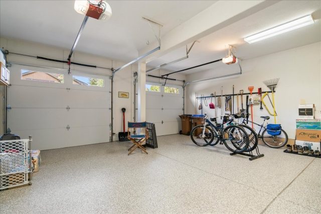 215 Pitkin Street B photo 41
