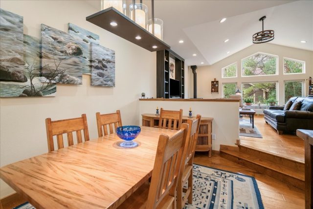 215 Pitkin Street B photo 8