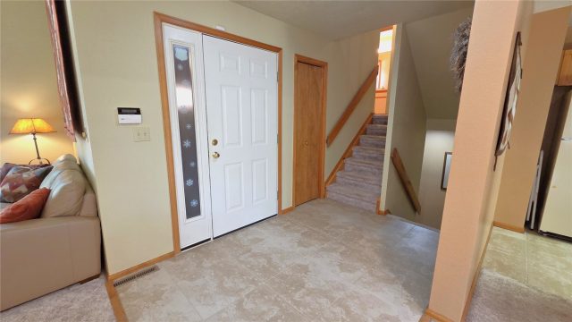 600 S 5th Avenue photo 19