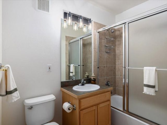337 Streamside Lane 103 photo 16