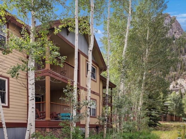 337 Streamside Lane 103 photo 18