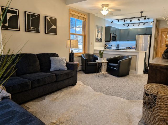 140 Ida Belle Drive 8300 photo 12