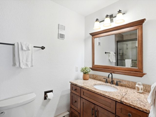 200 Primrose Path 15 photo 18