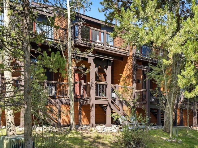 200 Primrose Path 15 photo 27