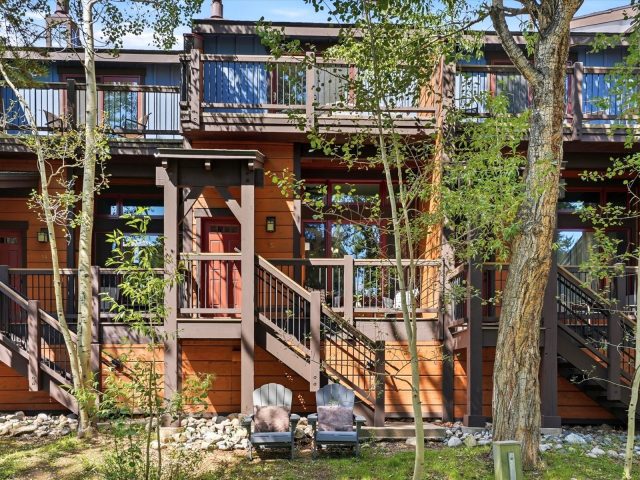 200 Primrose Path 15 photo 28
