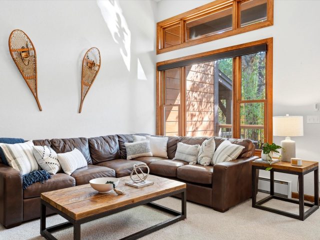 200 Primrose Path 15 photo 4