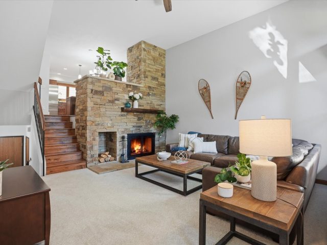 200 Primrose Path 15 photo 6