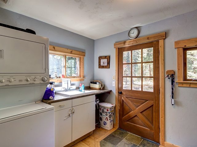 128 Starlit Lane photo 11