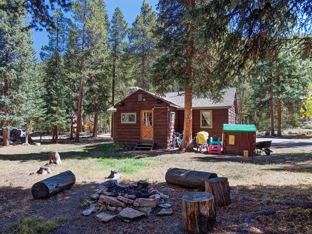 128 Starlit Lane photo 14