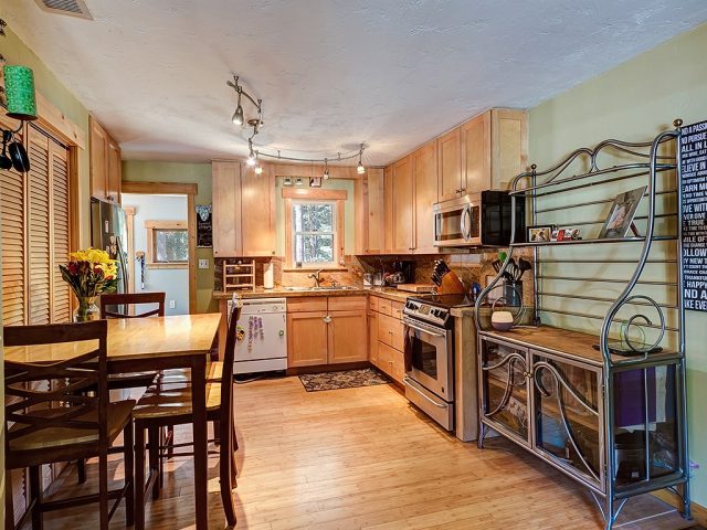128 Starlit Lane photo 6