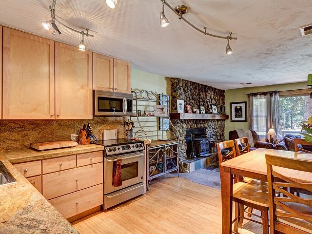 128 Starlit Lane photo 7