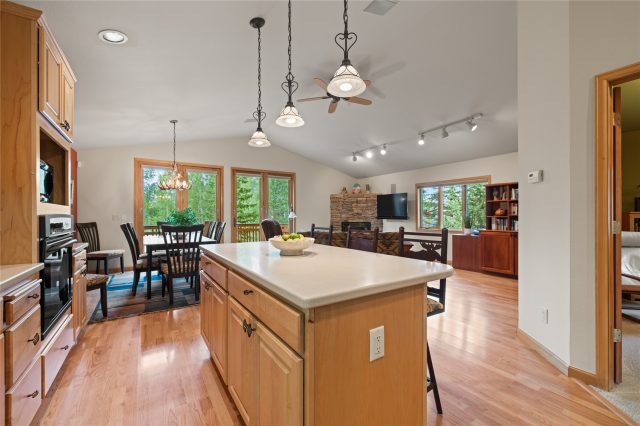 4 Hawn Drive photo 43