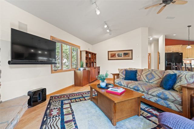4 Hawn Drive photo 45