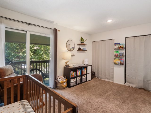 258 Cove Boulevard 4 photo 15