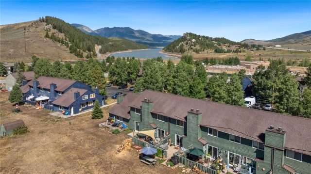 258 Cove Boulevard 4 photo 24