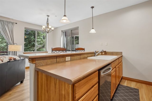 846 Blue River Parkway C3 photo 11