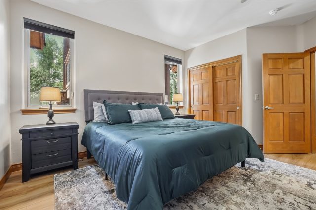 846 Blue River Parkway C3 photo 13