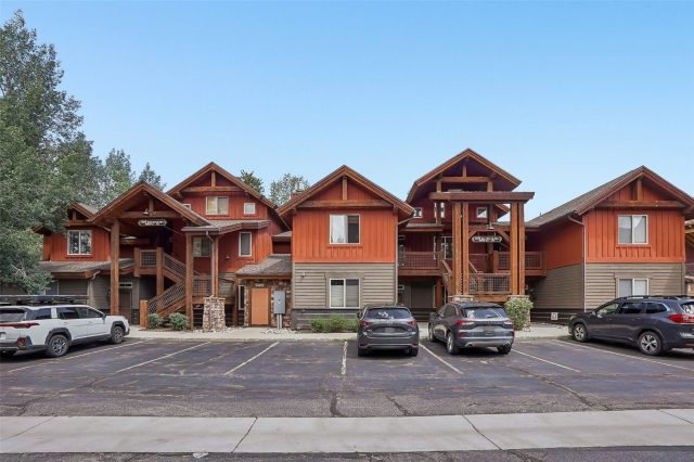 846 Blue River Parkway C3 photo 23