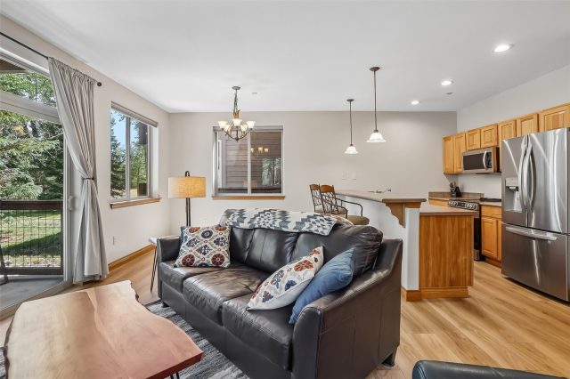 846 Blue River Parkway C3 photo 4