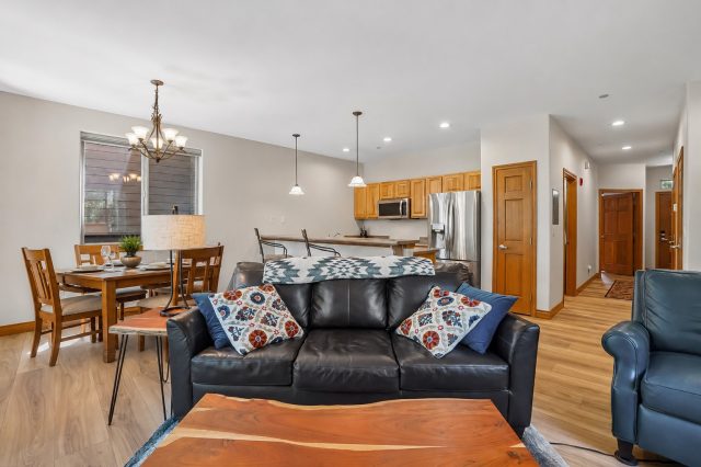 846 Blue River Parkway C3 photo 5