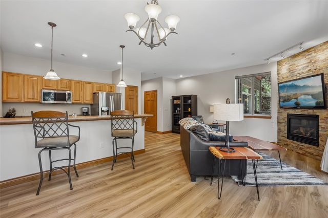 846 Blue River Parkway C3 photo 7