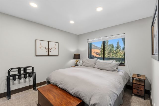855 S 5th Avenue 376 photo 11